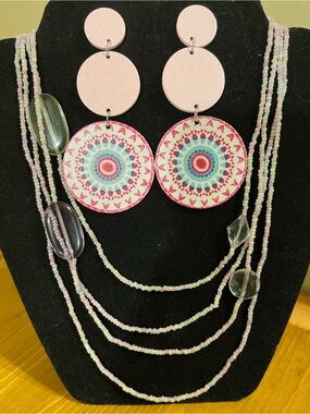 Pastel pink green purple yellow blue necklaces & dangle circle earrings 60”